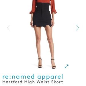 I S O re:named Hartford Highwaisted Skort Sais M